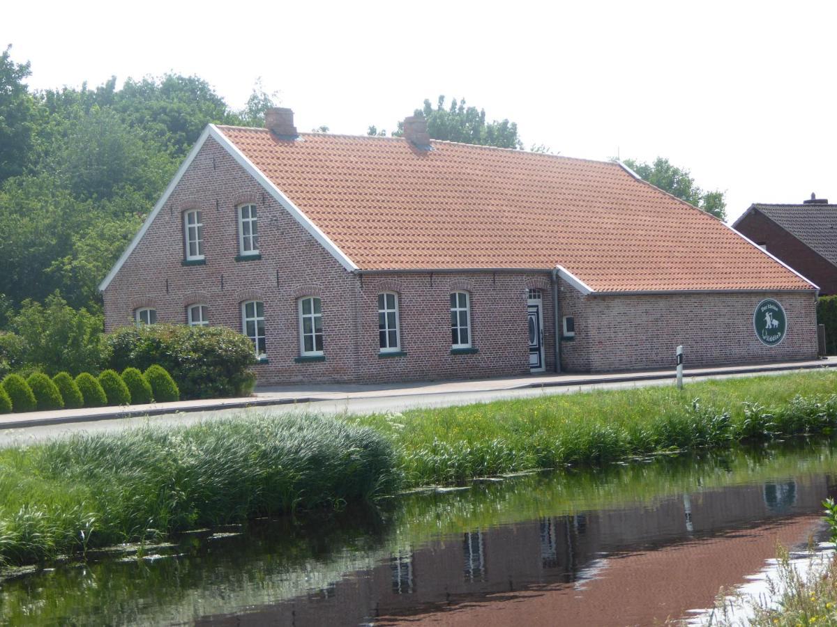 Ferienwohnung Gulf Im Gulfhof Am Kanal Grossefehn Dış mekan fotoğraf